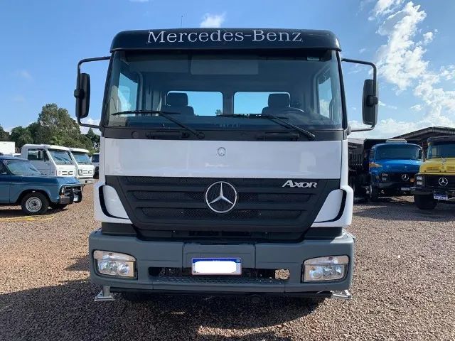M.Benz Axor 2831 6x4 traçado ano 2011 chassi R$ 330.000,00  - Foto 3