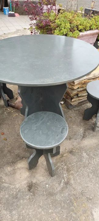 Mesa redonda em Ardósia - 4 lugares64308479736321121
