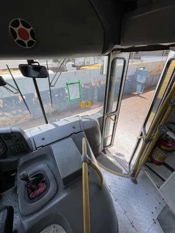 Ônibus Escolar Mercedes Benz Marcopolo 2010 em Excelente Estado - Oportunidade Única - Foto 10