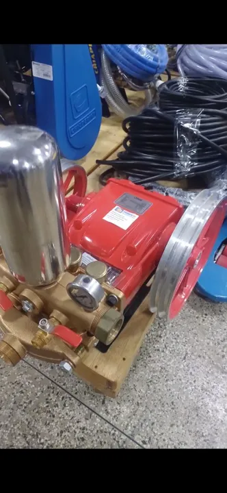 BOMBA DE PULVERIZAÇÃO 80-120L/MIN 6.8-10,2,HP BPF120 TEKNA