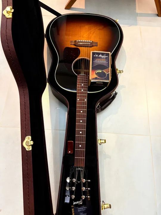 Gibson J 45 Stantard 