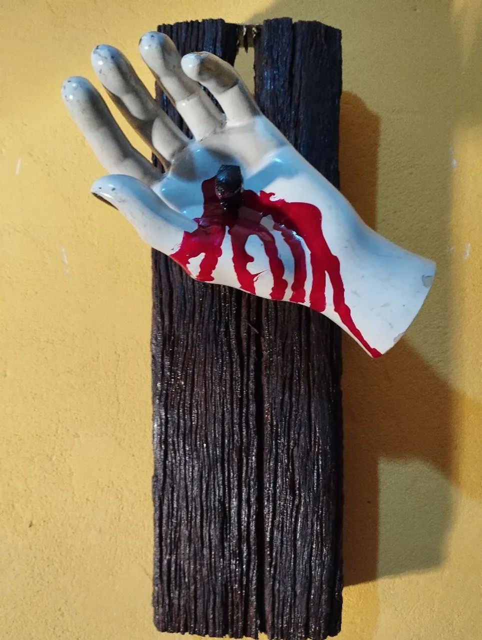 Escultura Mão de Cristo - Foto 3