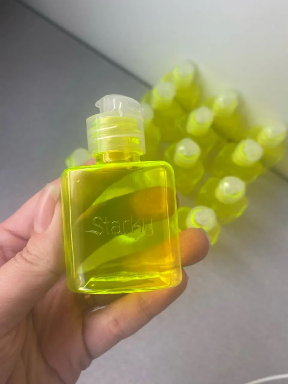 Frasco para cosméticos novos  - Foto 4