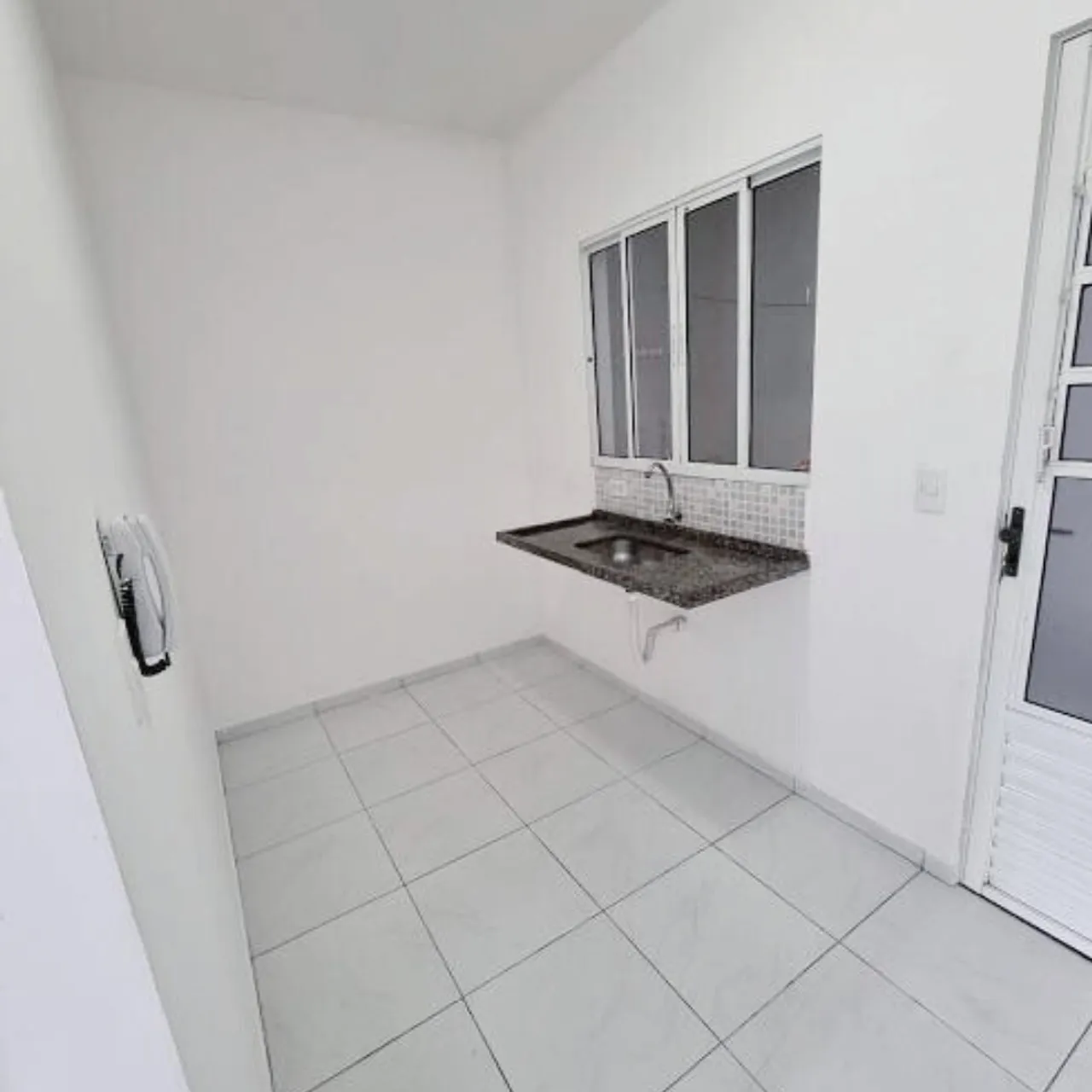SOBRADO PARA LOCAÇÃO NA VILA CARRÃO - PRÓXIMO AO METRÔ CARRÃO