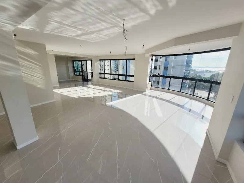 Apartamento à venda em Vitória-ES, bairro Santa Helena: 4 quartos, 2 suítes, 1 sala, 4 ban