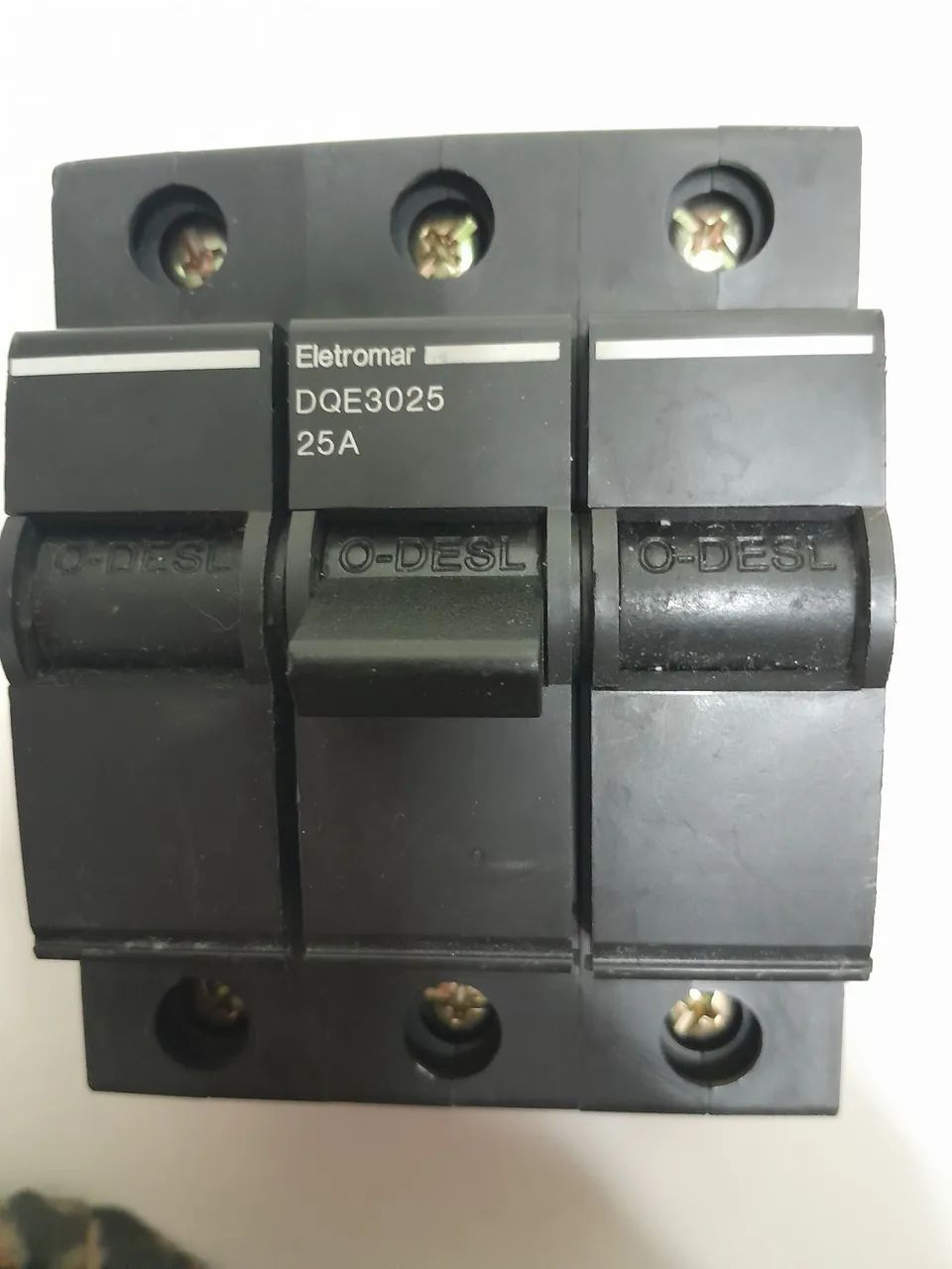 Disjuntor termomagnetico de 25