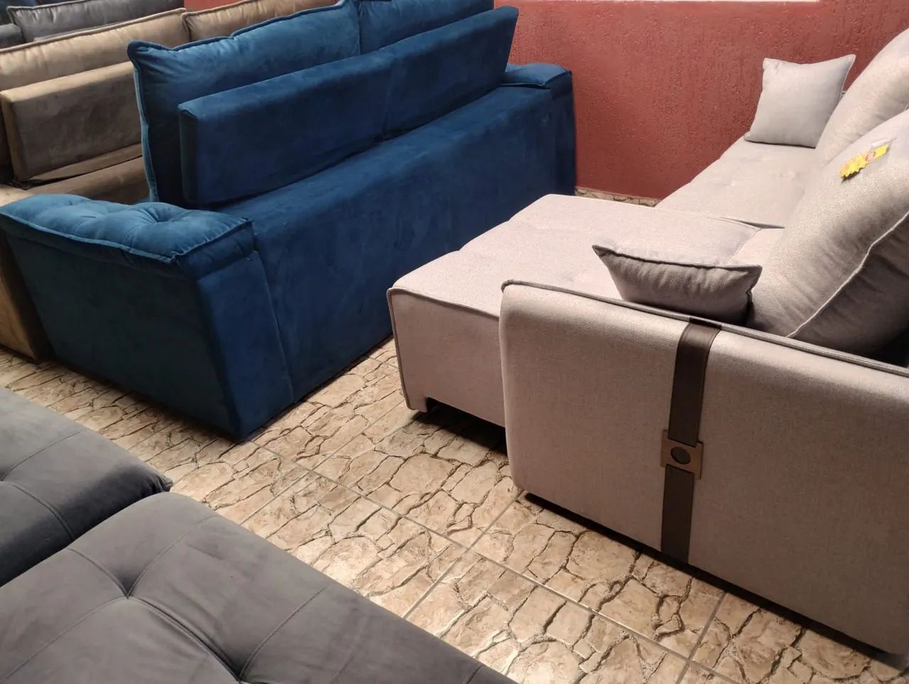 Sofás de qualidade, achadinho de luxo,peça de mostruário e showroom  - Foto 5