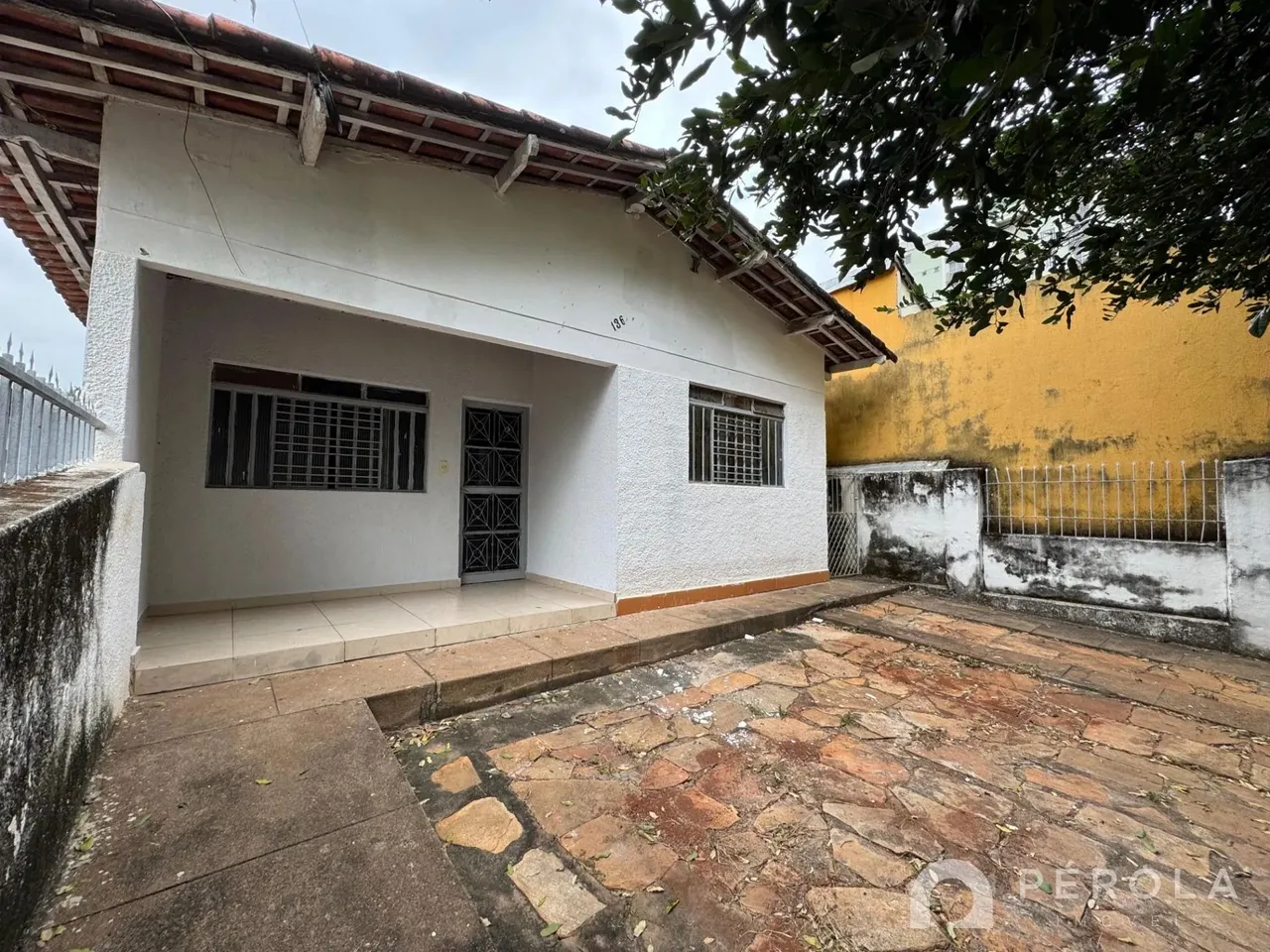 Casa Residencial Segunda Avenida, Qd. 02, Lt. 17, n° 136, Setor Leste Vila Nova, Goiania,
