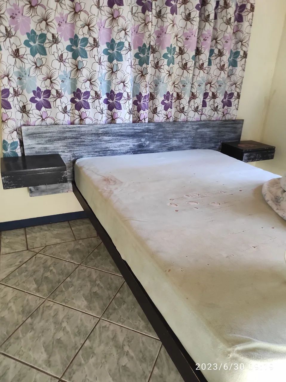 Cama de casal64842037805187121