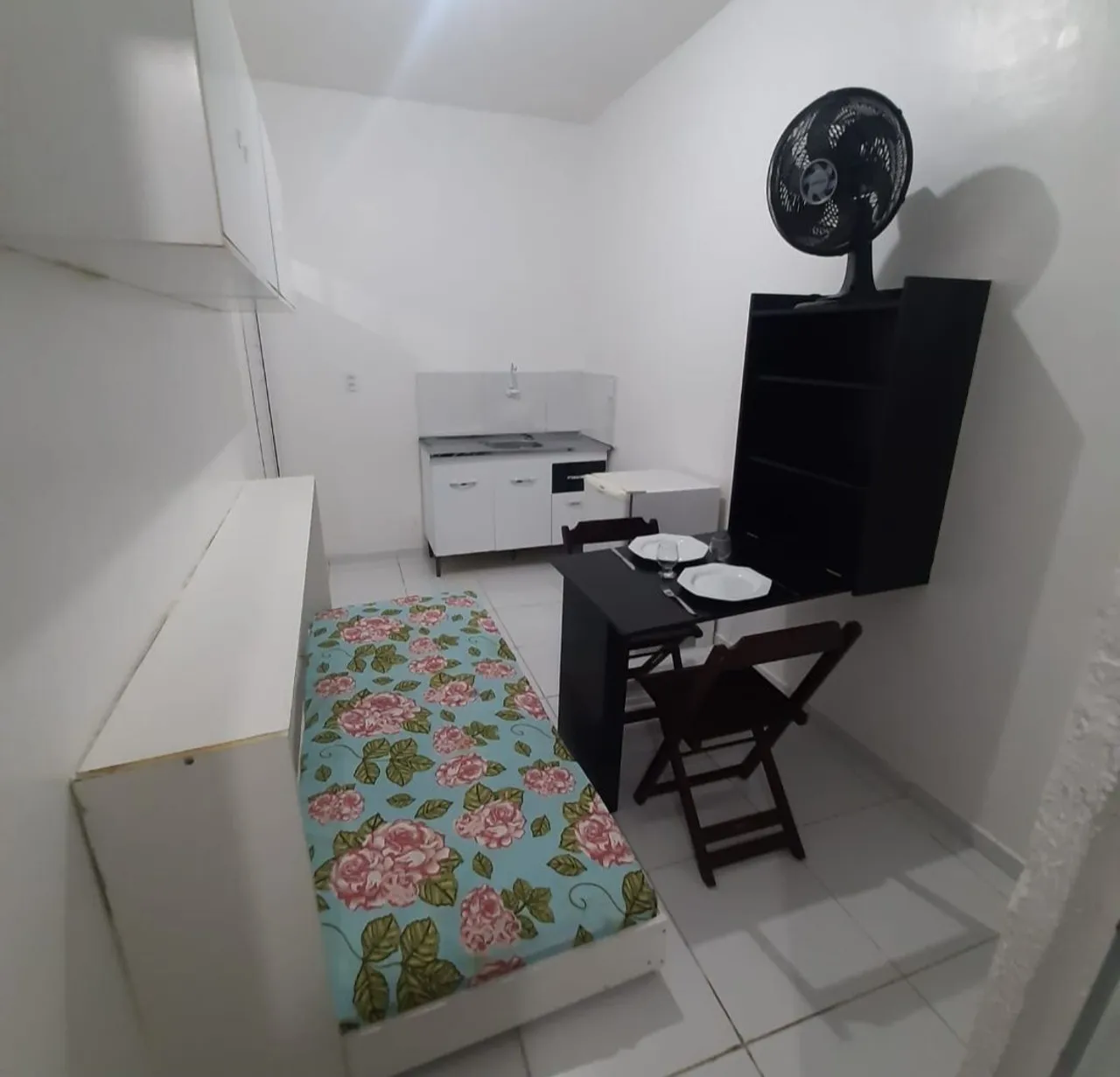 Stúdios (Quartos individuais mobiliado) à partir de $600,00.