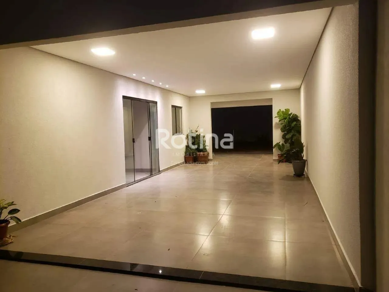 Casa à venda, 3 quartos, São Jorge - Uberlândia/MG - Rotina Imobiliária