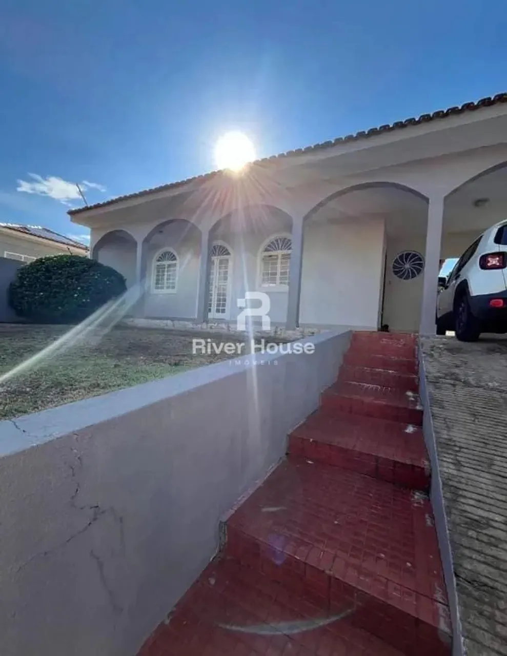 Locação Casa Ampla a 300 metros do Hospital Jardim Cuiabá, localizado em uma das regiões m