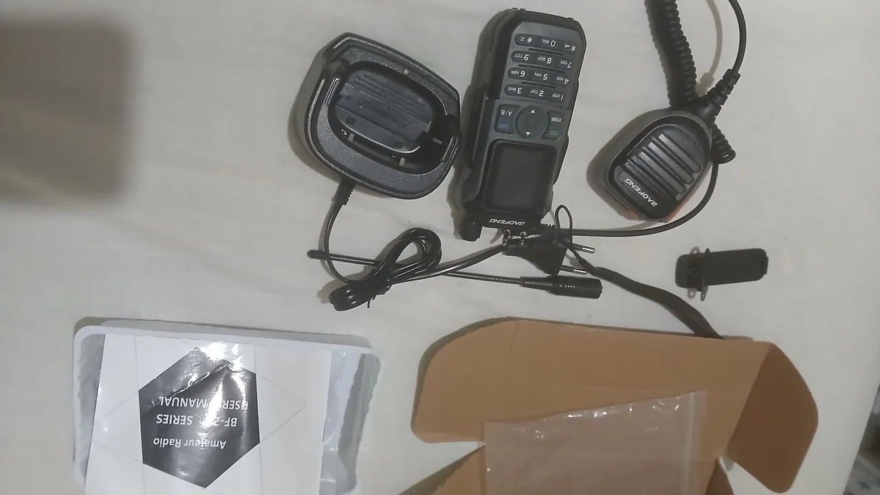 Walkie Talkie Baofeng BF-2S
