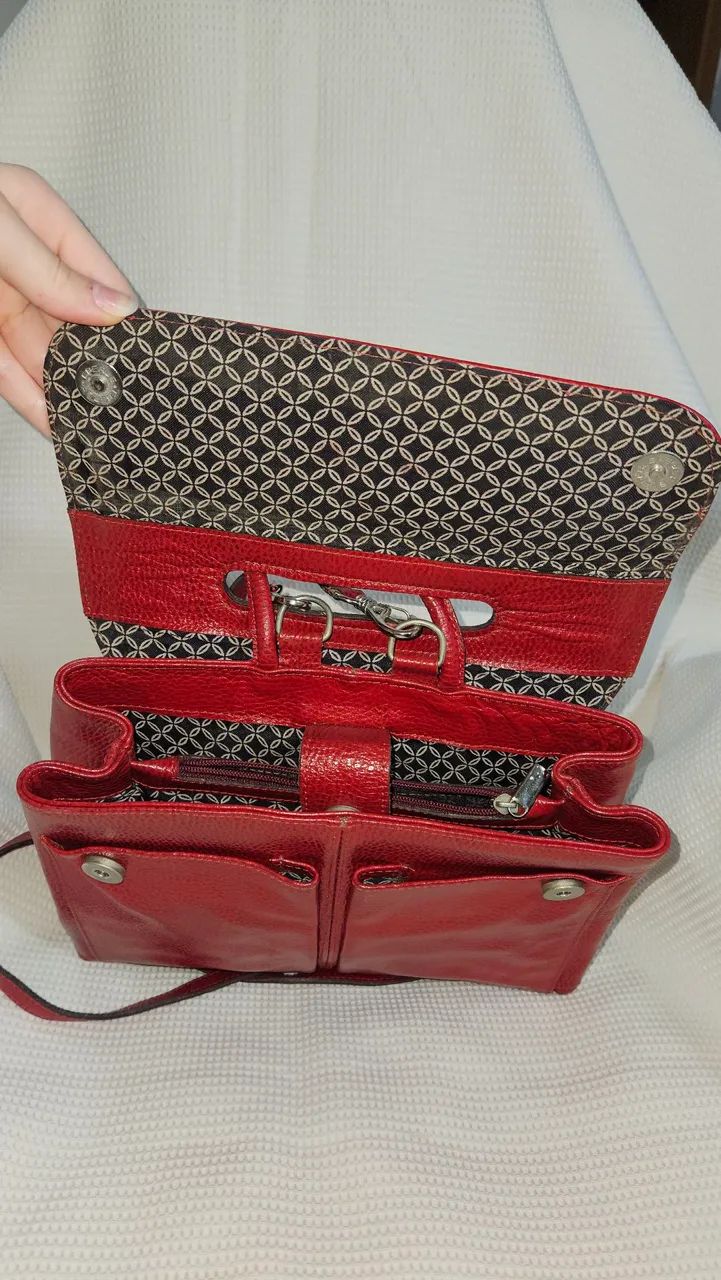 bolsa e mochila vermelha de couro legítimo - studio bag - Foto 3