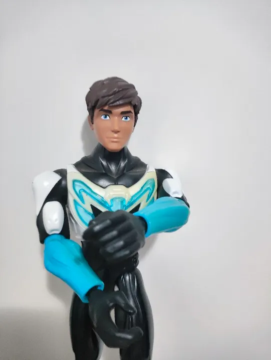 Boneco antigo do Max steel