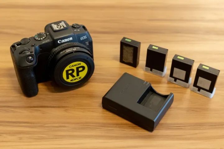 Canon RP + Adaptador Viltrox