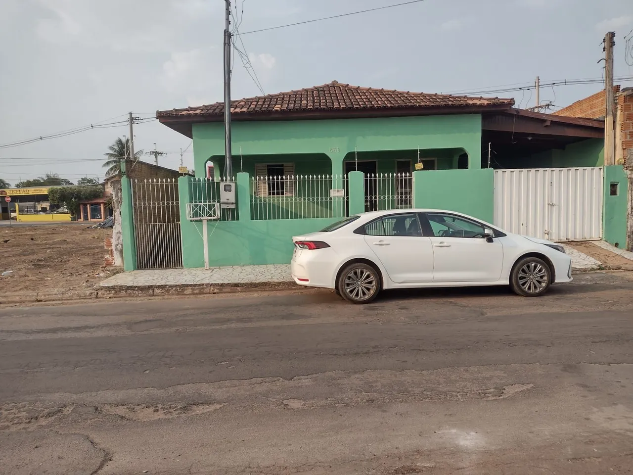 Vendo casa grande!