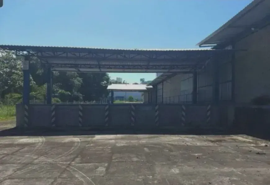 ALUGO GALPAO COM 4MIL M2 DOCUMENTADO NO DISTRITO 1