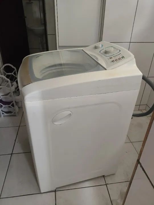 Maquina de lavar roupas em bom estado, tudo funcionando direitinho - Foto 2