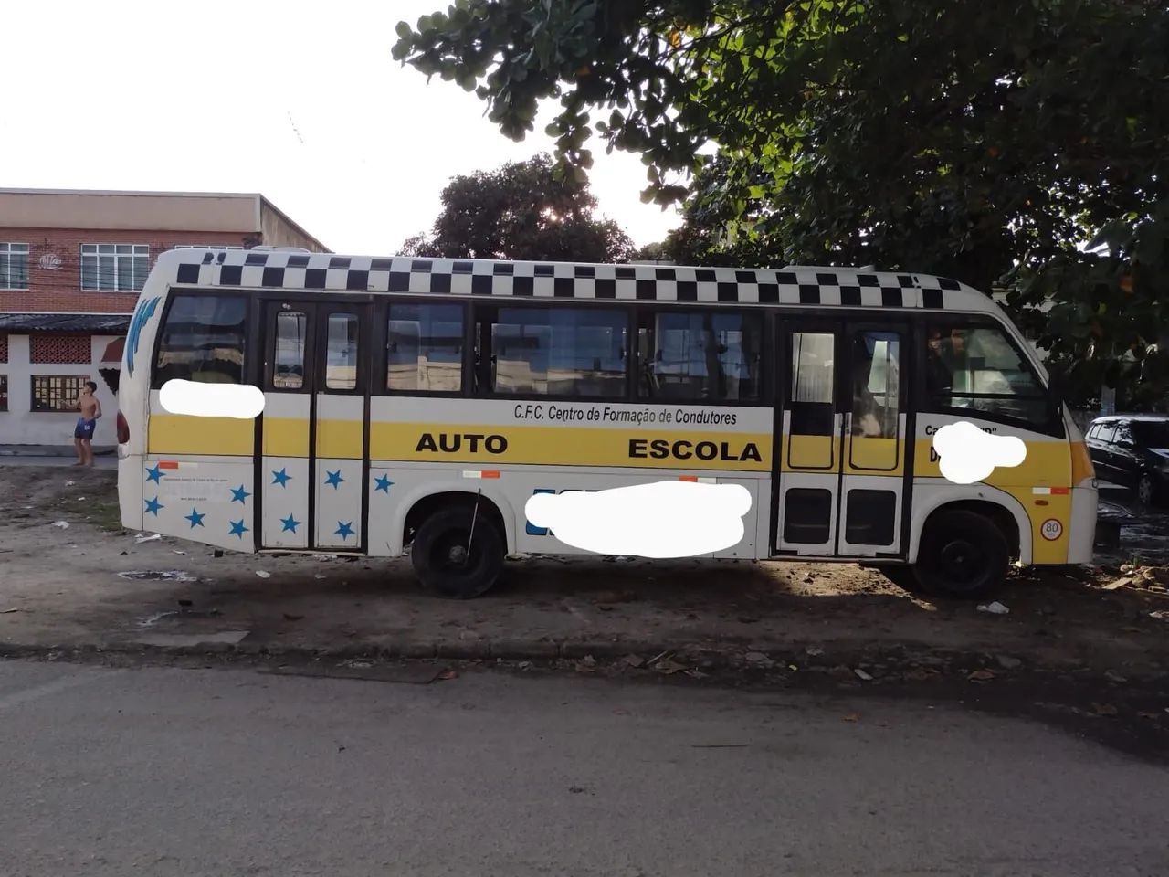 Microônibus Volare W9