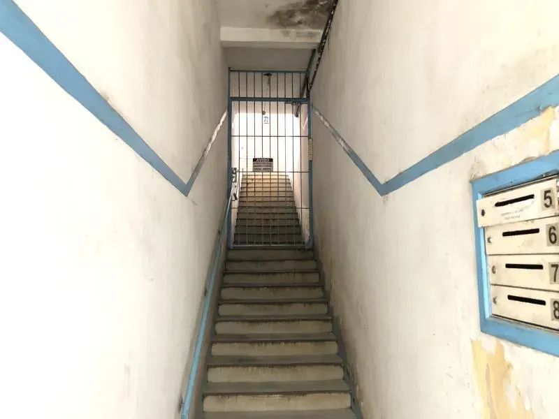 Apartamento no Bairro Vila Ipiranga com 55 m², 02 dormitórios, sala de estar, cozinha, ban - Foto 2