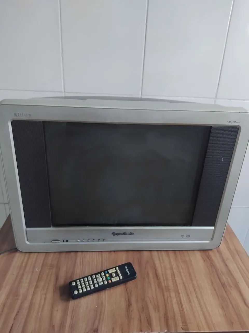 TV Gradiente  antiga64167730400515120