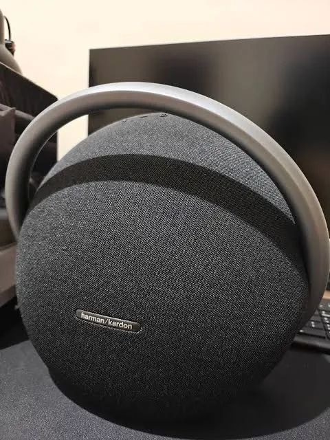 Harman kardon onyx studio 7