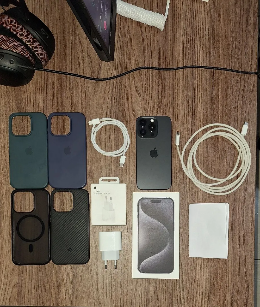 iPhone 15 Pro - 128GB - Americano