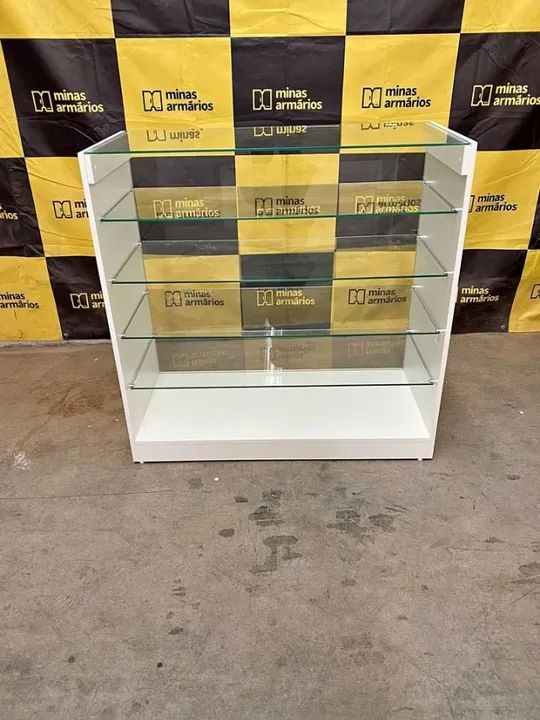 Balcão expositor com prateleiras e tampo de Vidro - Foto 2