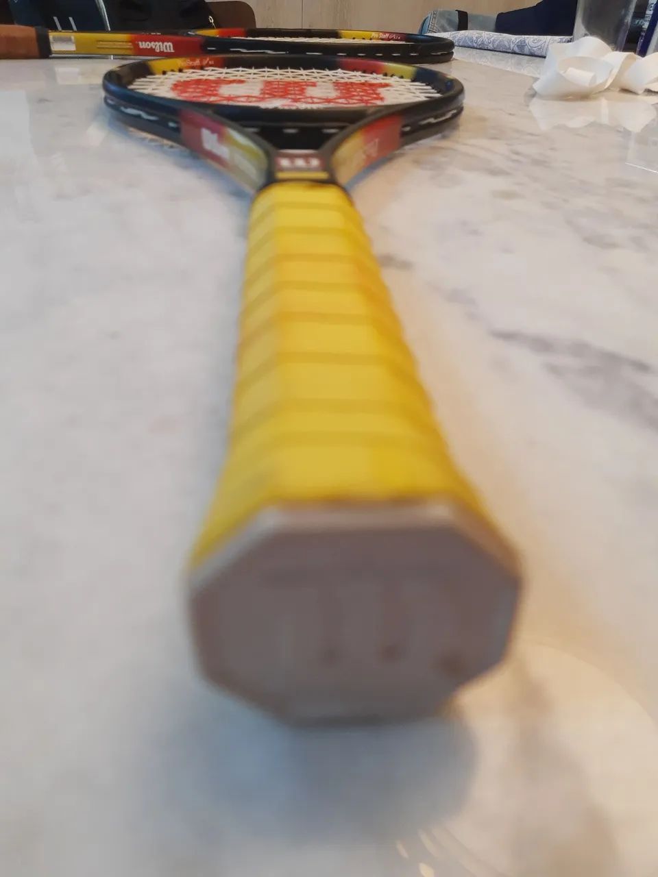 Raquete de Tênis Wilson Pro Staff Classic 6.1 - Foto 2