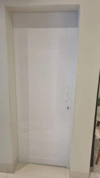 Porta de correr de alumínio (branca) - Foto 2