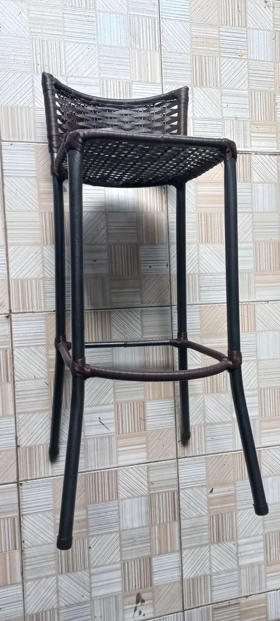  Banquetas de Bar e cozinha Americana em Rattan Marrom  - Foto 3