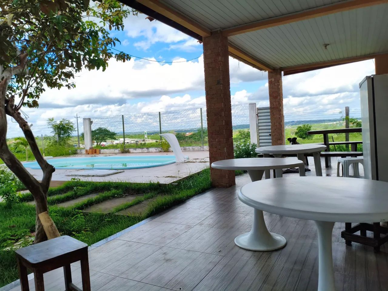 148; tarefas há margem da BR 116 há 20 km de Feira de Santana 