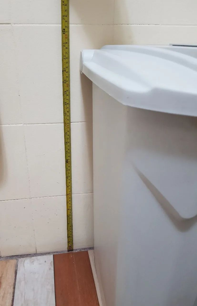 Lixeira para Cozinha com Pedal - Foto 2