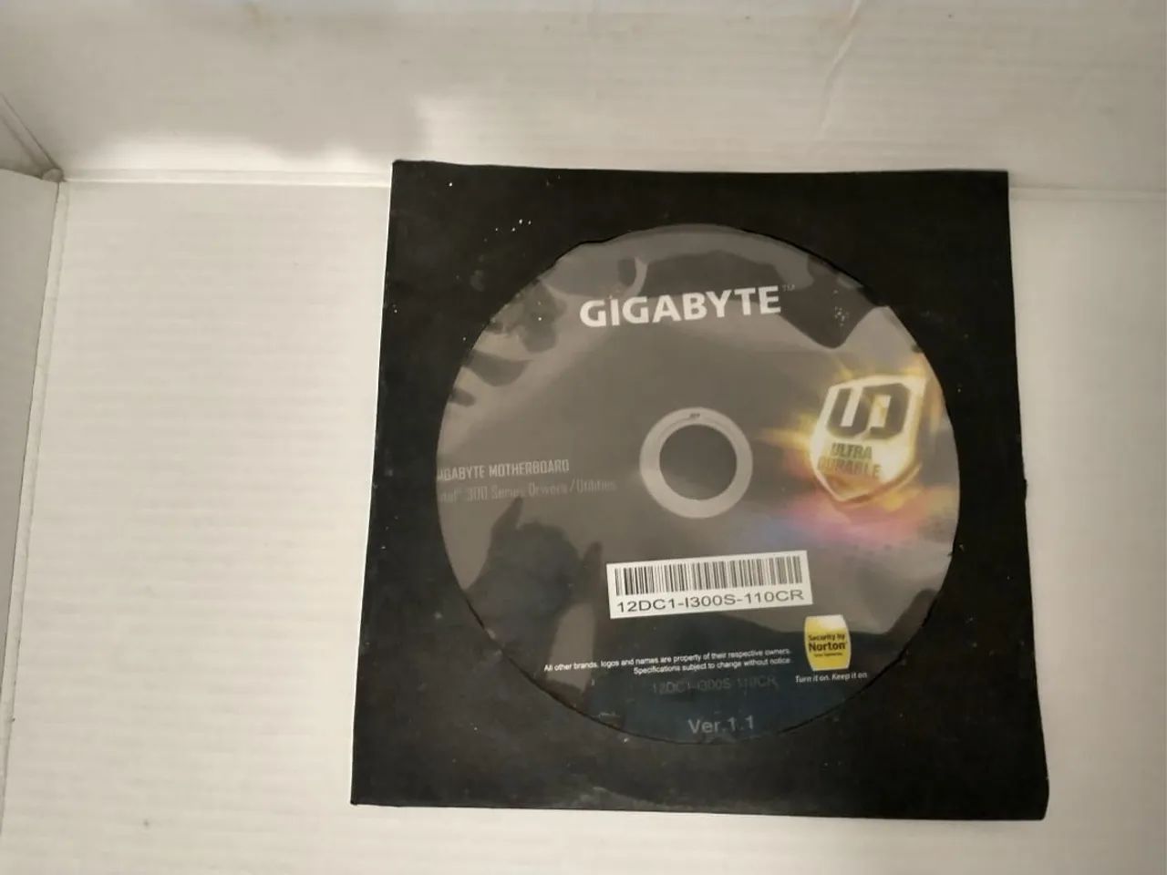 Placa Mãe Gigabyte Z390M Gaming HD - Foto 3