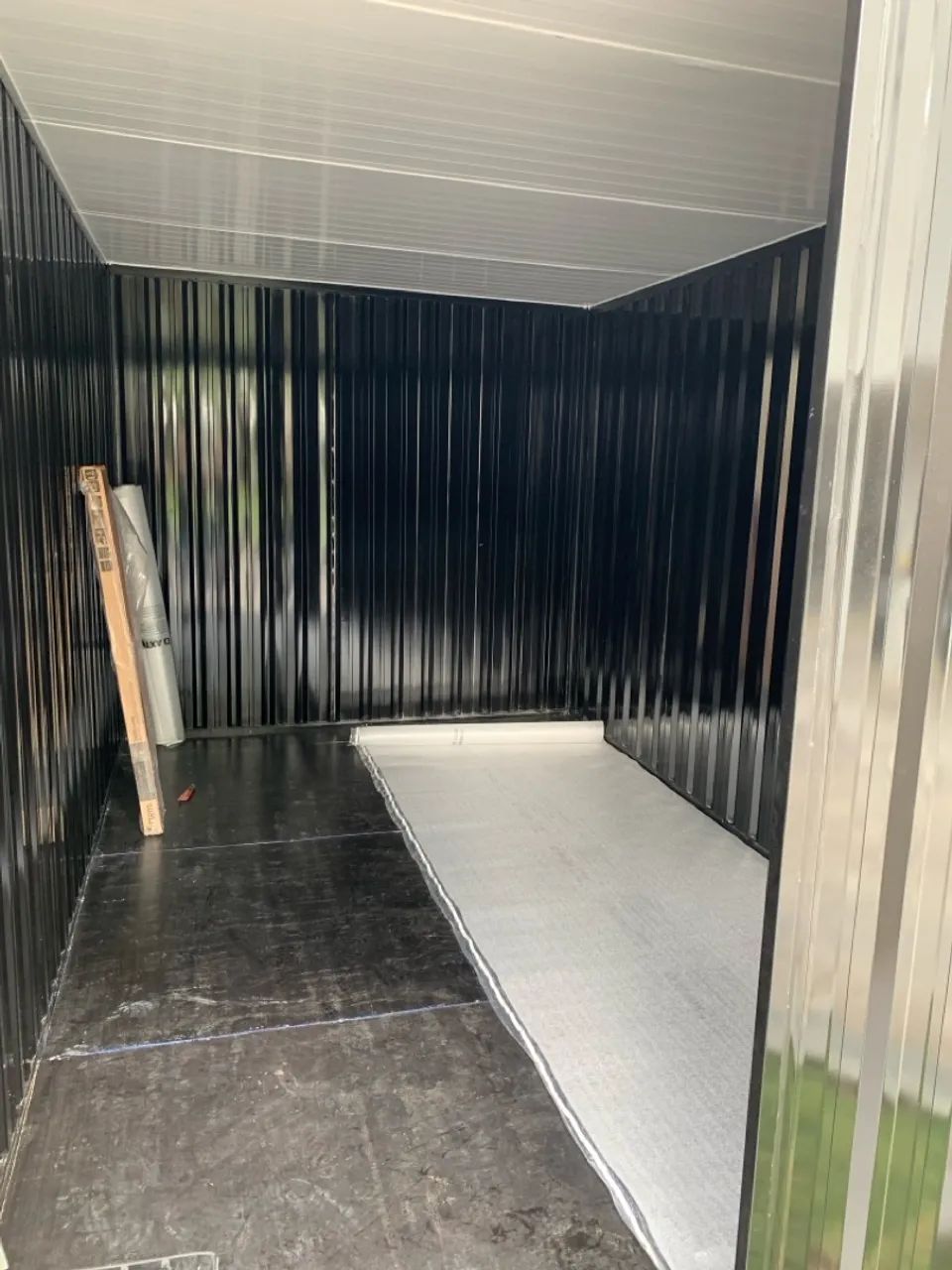 Piso Laminado e Rodapés com Acabamento de Primeira! - Foto 4