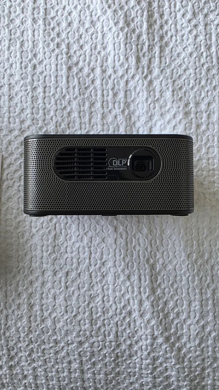 Projetor com bateria e som - Foto 2