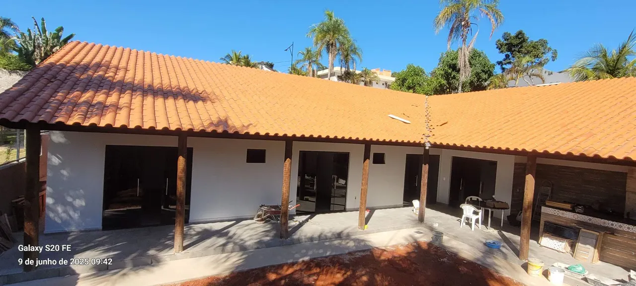 Linda Casa Nova 3qtos 1 st churrasq.ducha, 4 vgs, 180m2,Jardim Botânico.