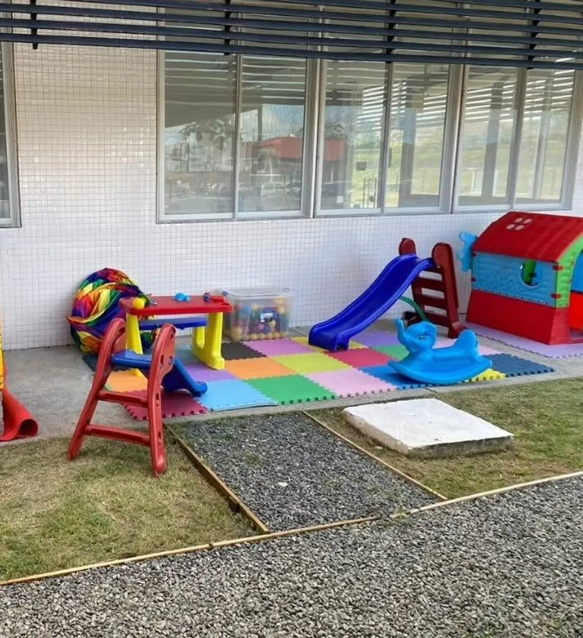 Espaço de Brincar Infantil Completo
