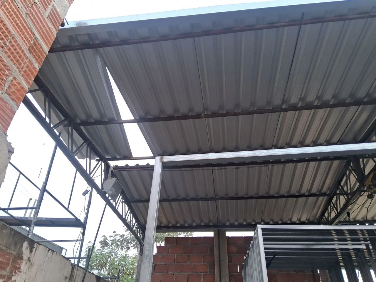 Cobertura metálica para galpão medidas 6x 15