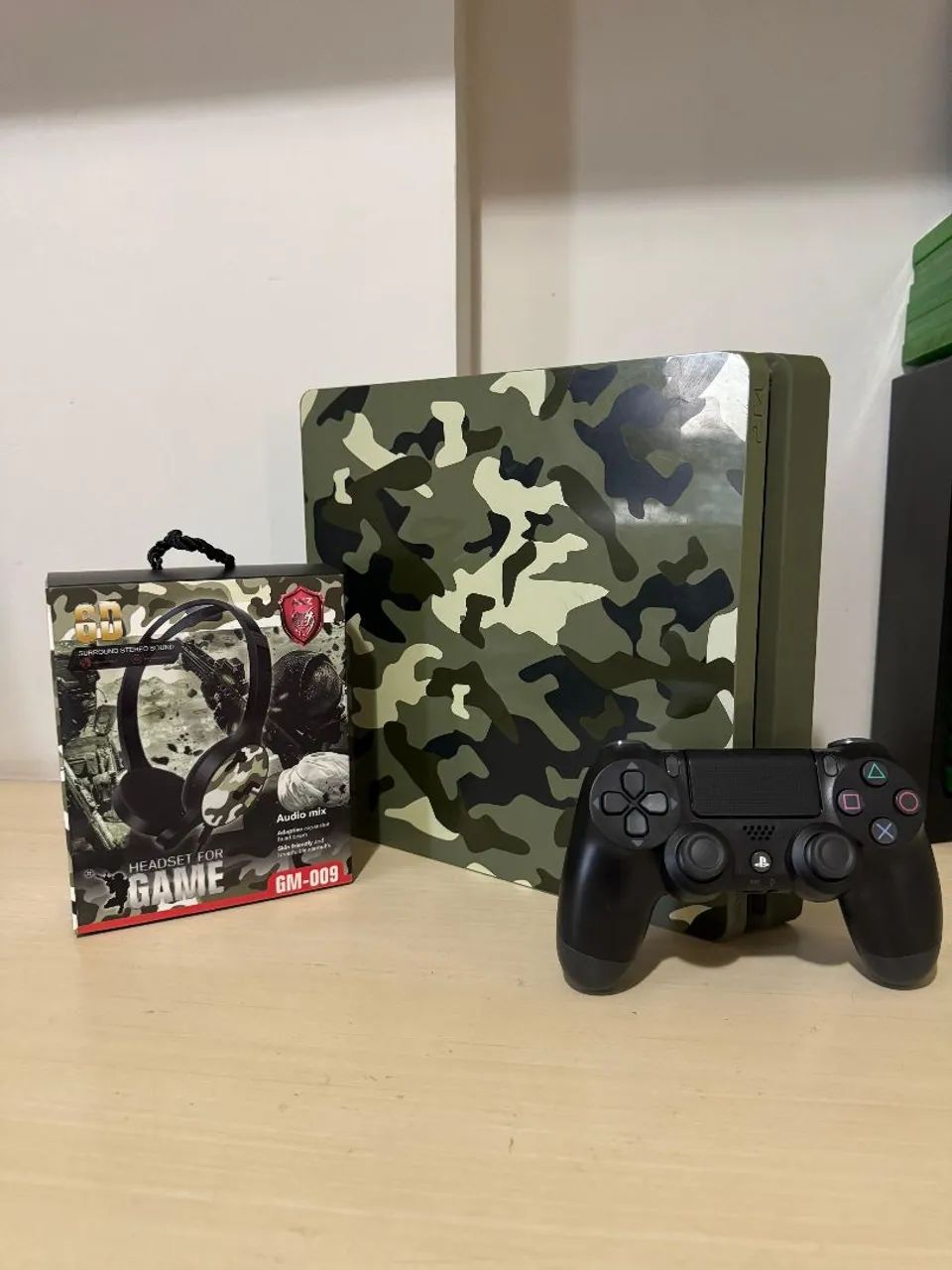 PS4 Camuflado + Headset Gamer