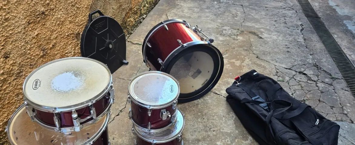 Bateria Tama Imperial Star Vermelha