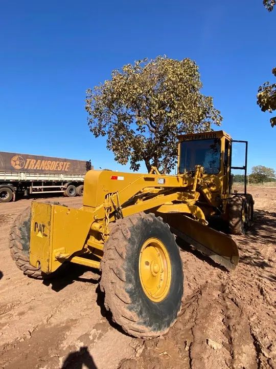 PATROLA MOTONIVELADORA CATERPILLAR 140 B