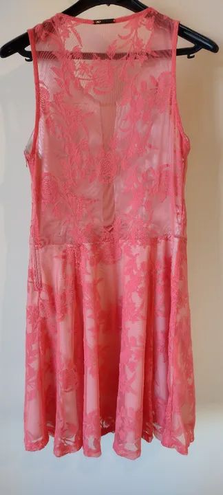Vestido curto de festa - Flor linda - Foto 2