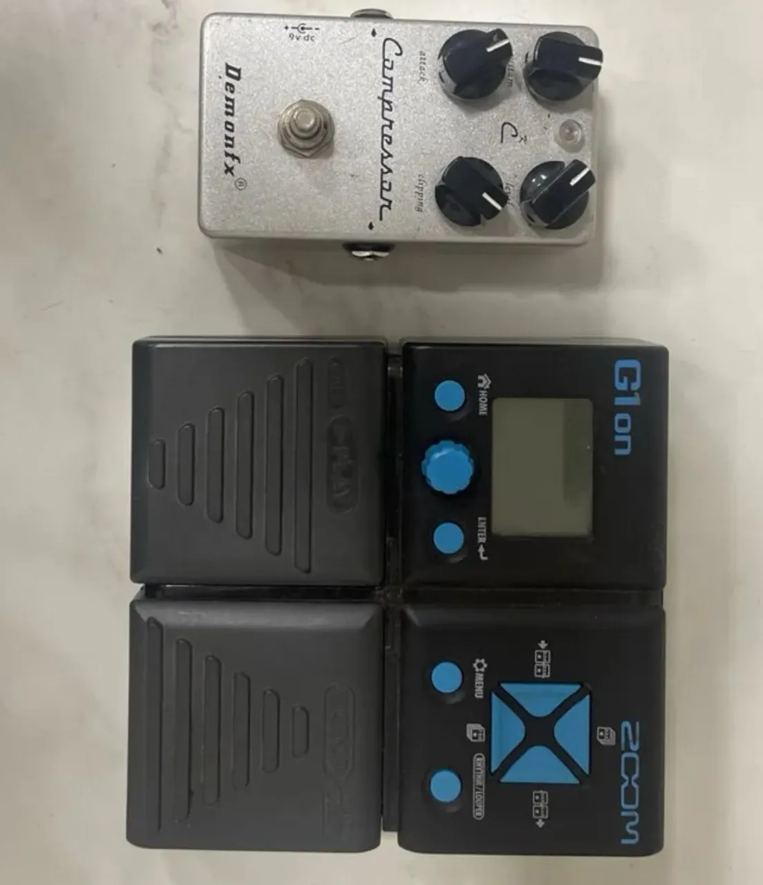 Pedais de guitarra e multi-efeitos Zoom G1on