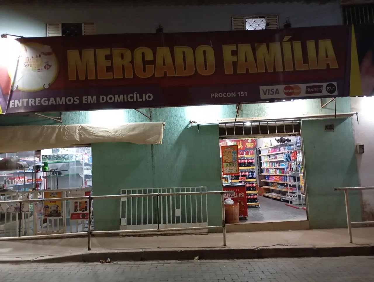 Vende-se comércio (aceitamos carro) Itapoã- Brasilia Df