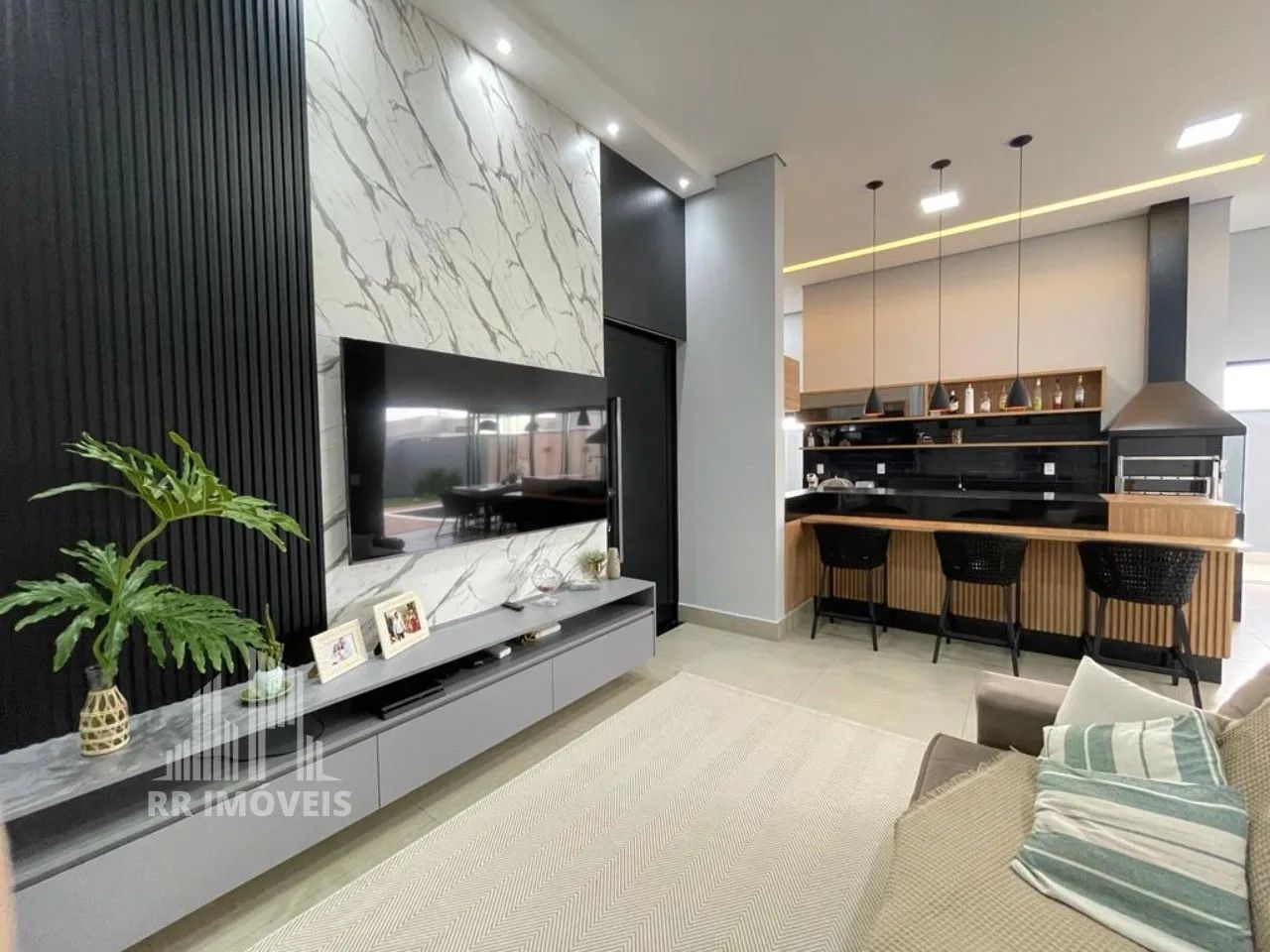 RR0077 Linda Casa 180m² SOLAR DAS ESMERALDAS - OPORTUNIDADE - 3 Dorms 3 Vagas - Nova Odess