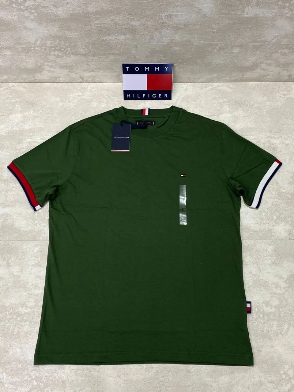 T-Shirt Tommy Hilfiger - Camiseta Importada  - Foto 3