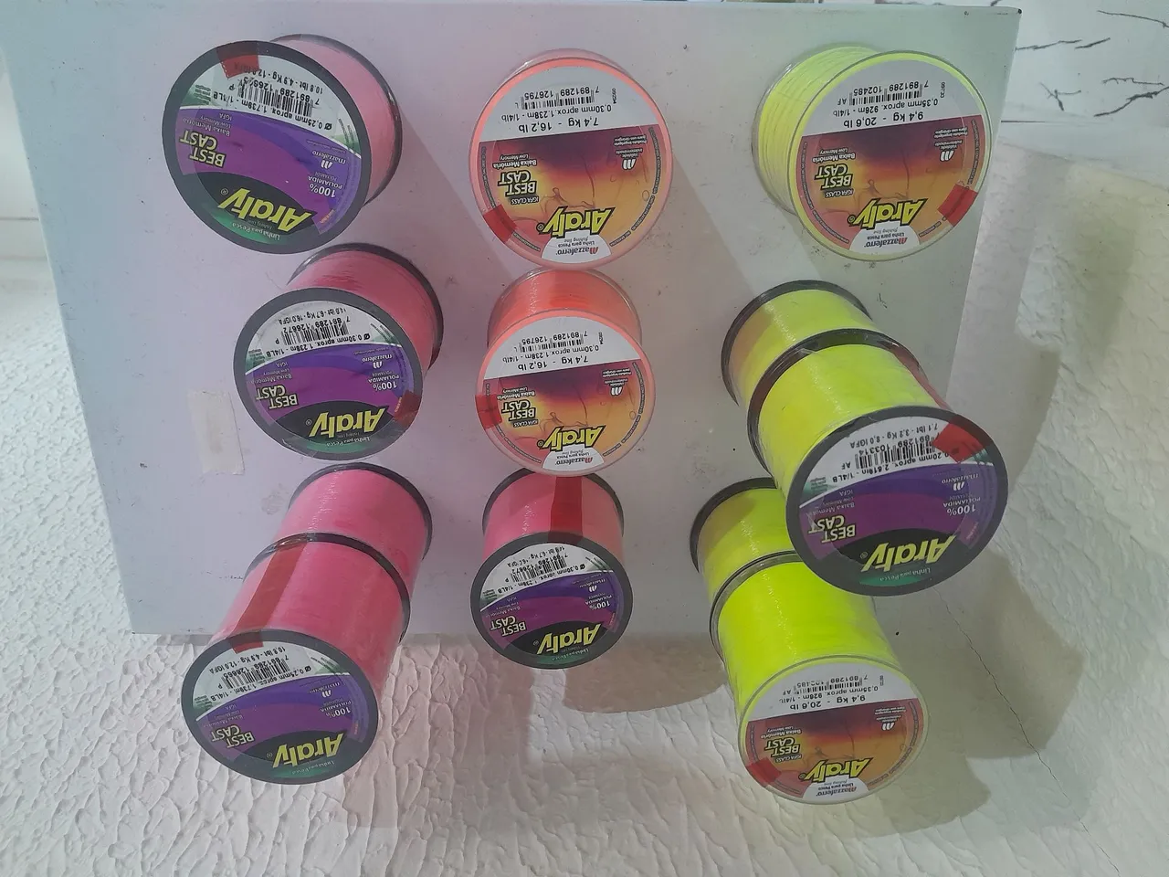Linhas monofilamento araty.