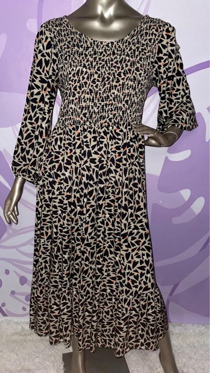 Vestido Estampado com Detalhes